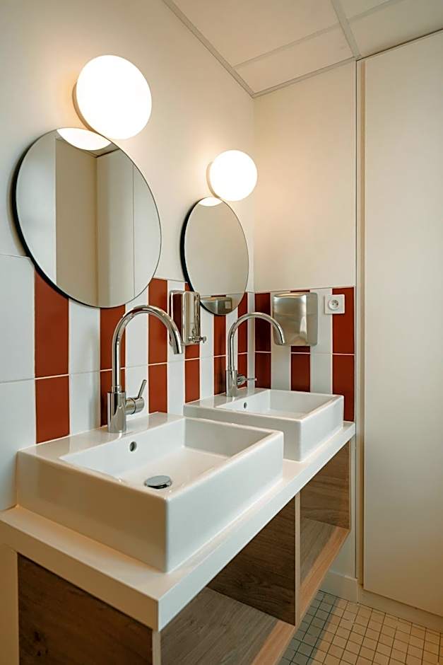 CENTRAL Hostel La Rochelle Centre