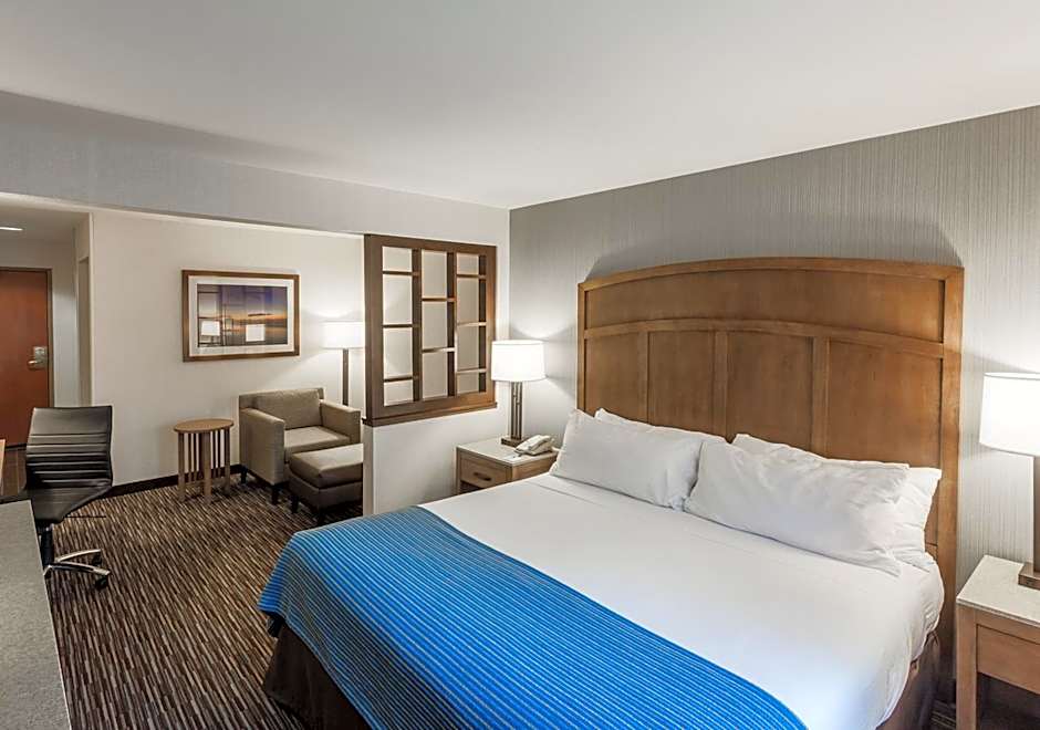 Holiday Inn Express & Suites Carpinteria By IHG