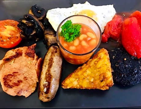 Twin Room with Private Bathroom