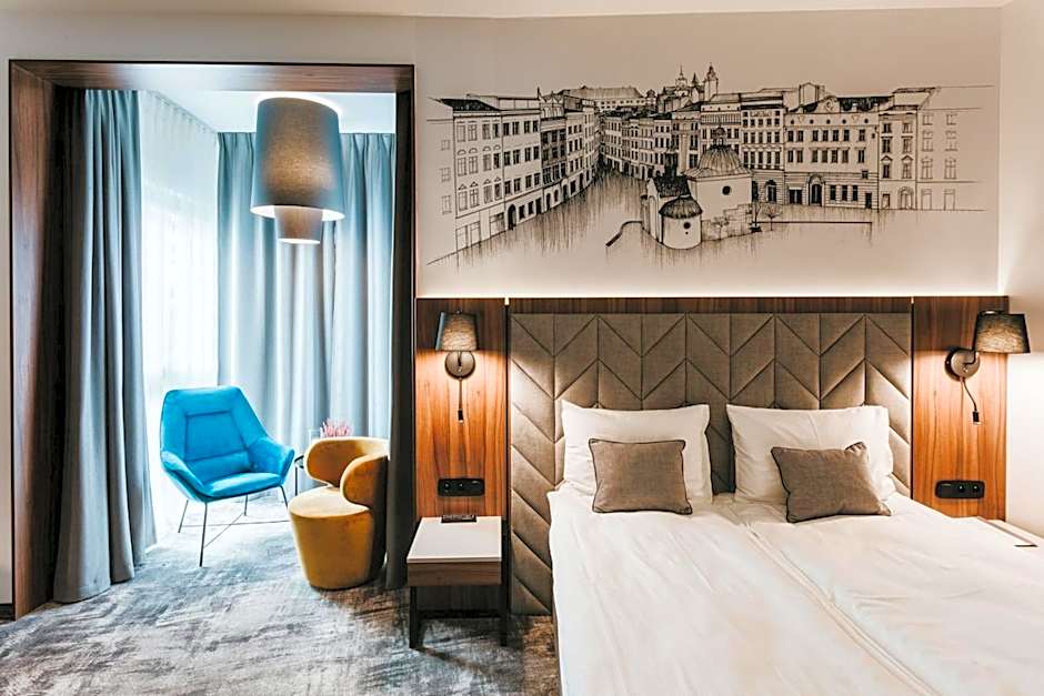 Garden Square Hotel
