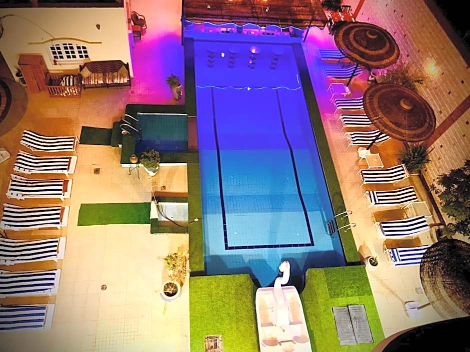 Nile Valley Hotel