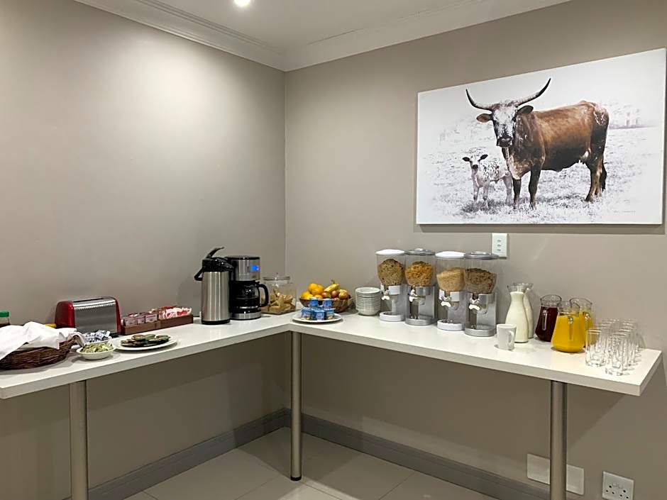 Hotel AT Hatfield Apartments