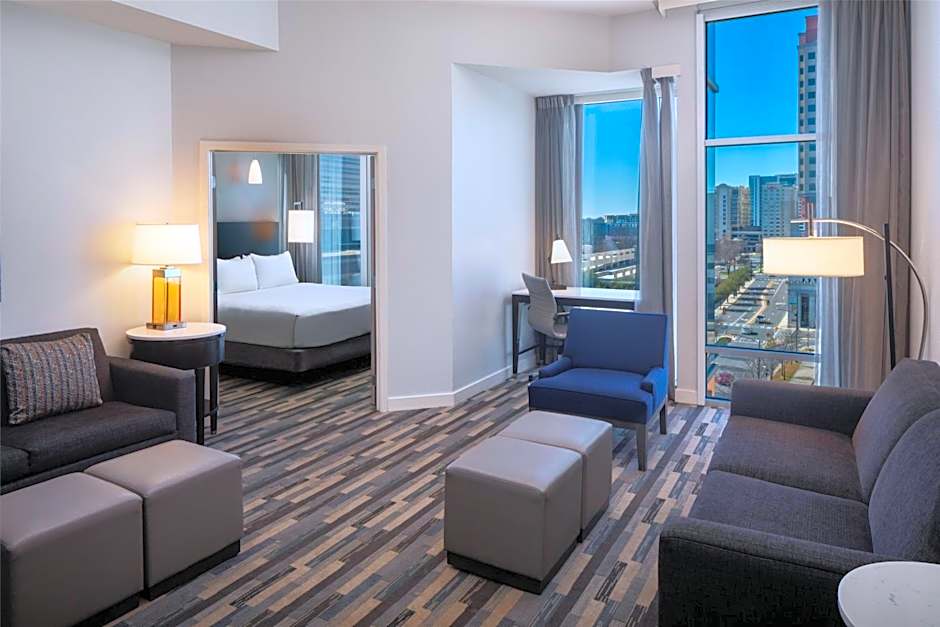Hyatt House Charlotte Center City