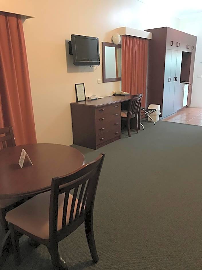 The Kidman Wayside Inn