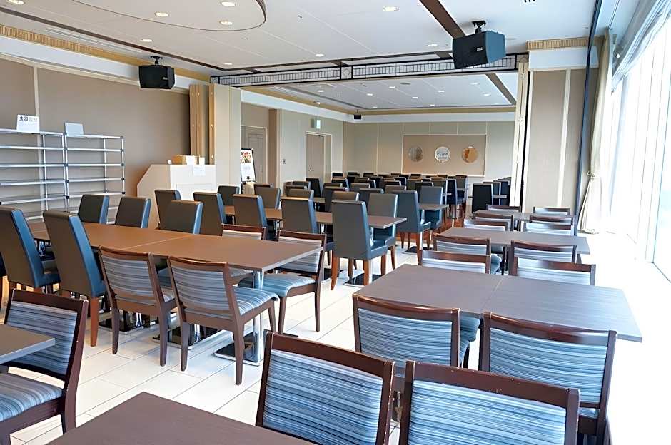 The Qube Hotel Chiba