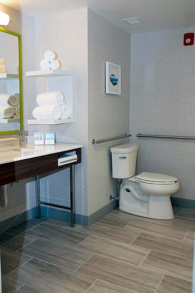 Hampton Inn By Hilton and Suites Dundee