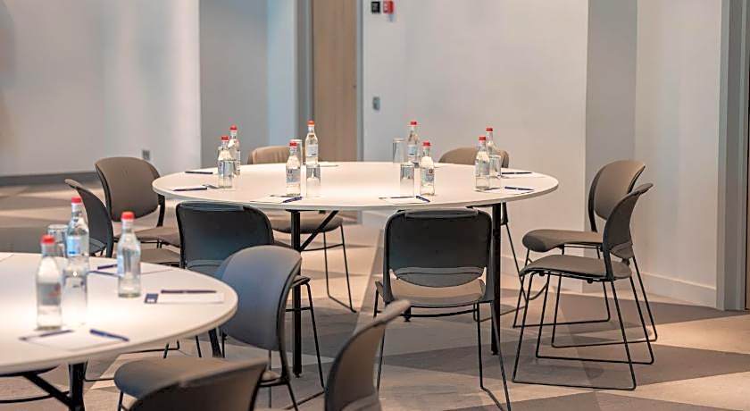 Holiday Inn Express Yerevan By IHG