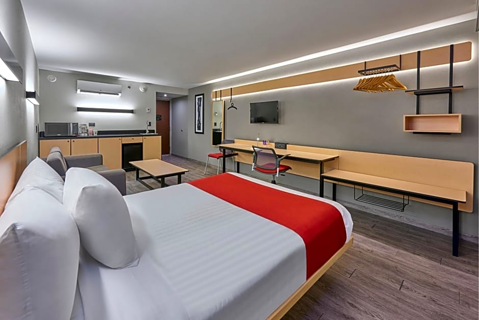 City Express by Marriott Salamanca
