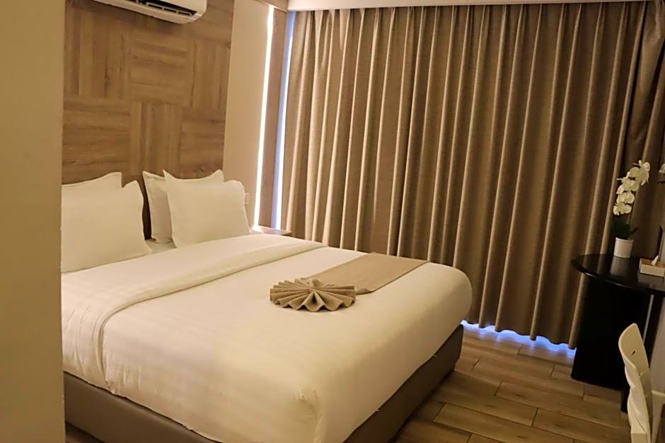 ALENA HOTEL