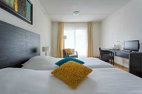 Superior Twin Room with Shower