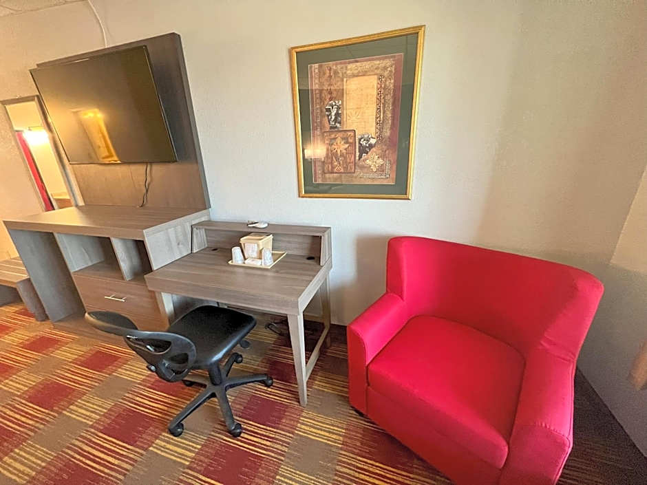 Countryside Suites Kansas City Independence I-70 East Sports Complex Hotel