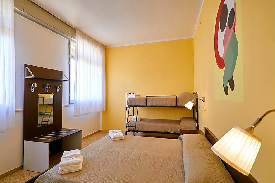 Soleē, Family Holidays & Hostelling