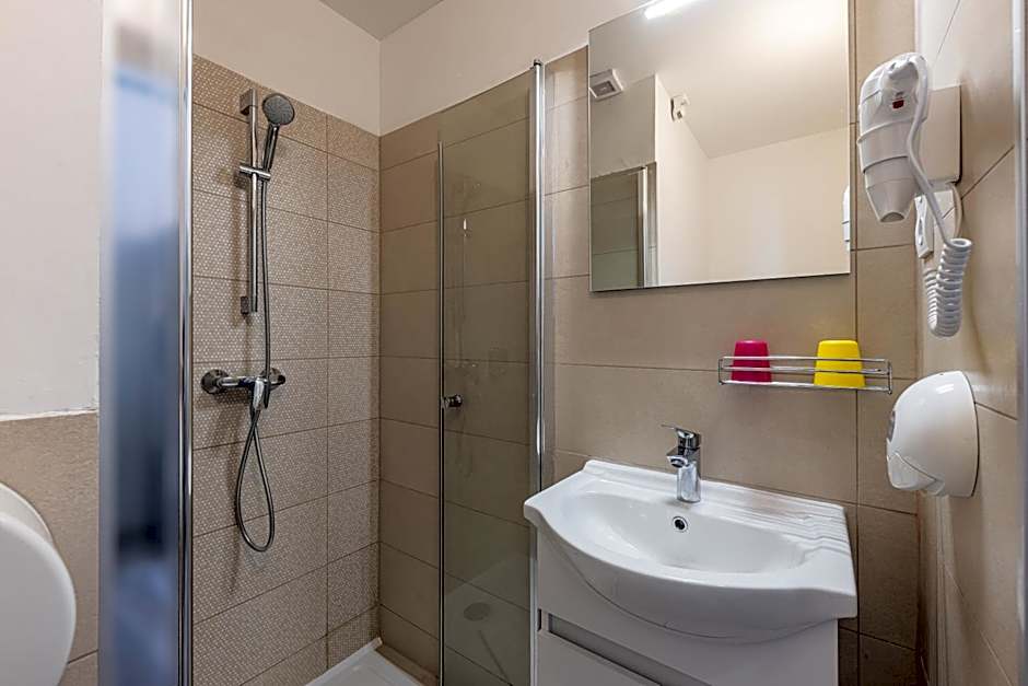 Amber Terrace Studios Downtown