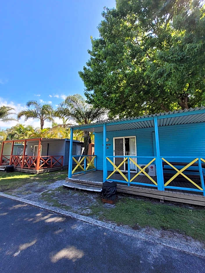 Lani's Holiday Island