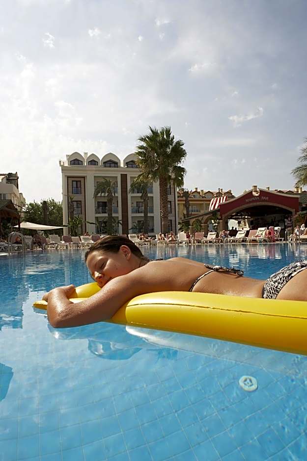 Club Anastasia - Family Hotel
