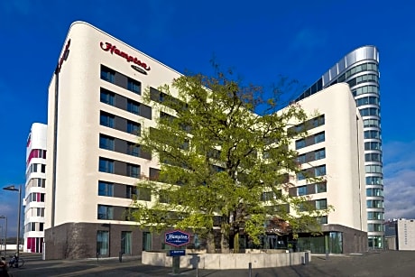Hampton by Hilton Frankfurt Airport