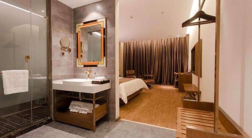 James Joyce Coffetel Wuhu Wanzhi High-Speed Railway Station