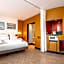 B&B HOTEL Calais Terminal Cite Europe 4 etoiles