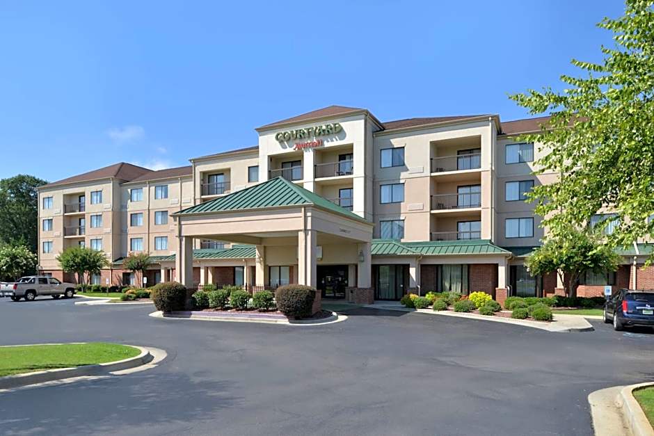 Courtyard by Marriott Decatur