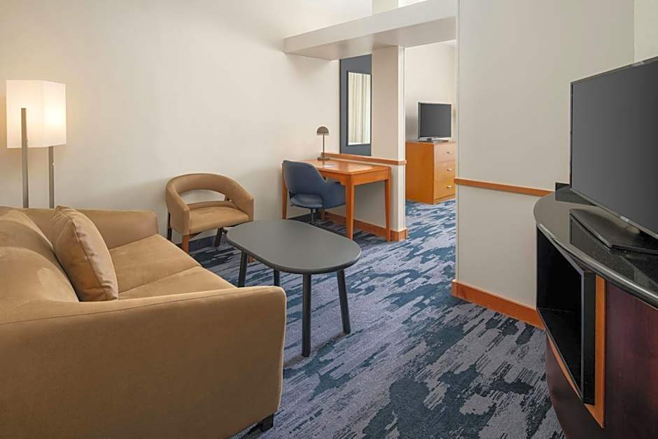 Fairfield Inn & Suites by Marriott Santa Maria