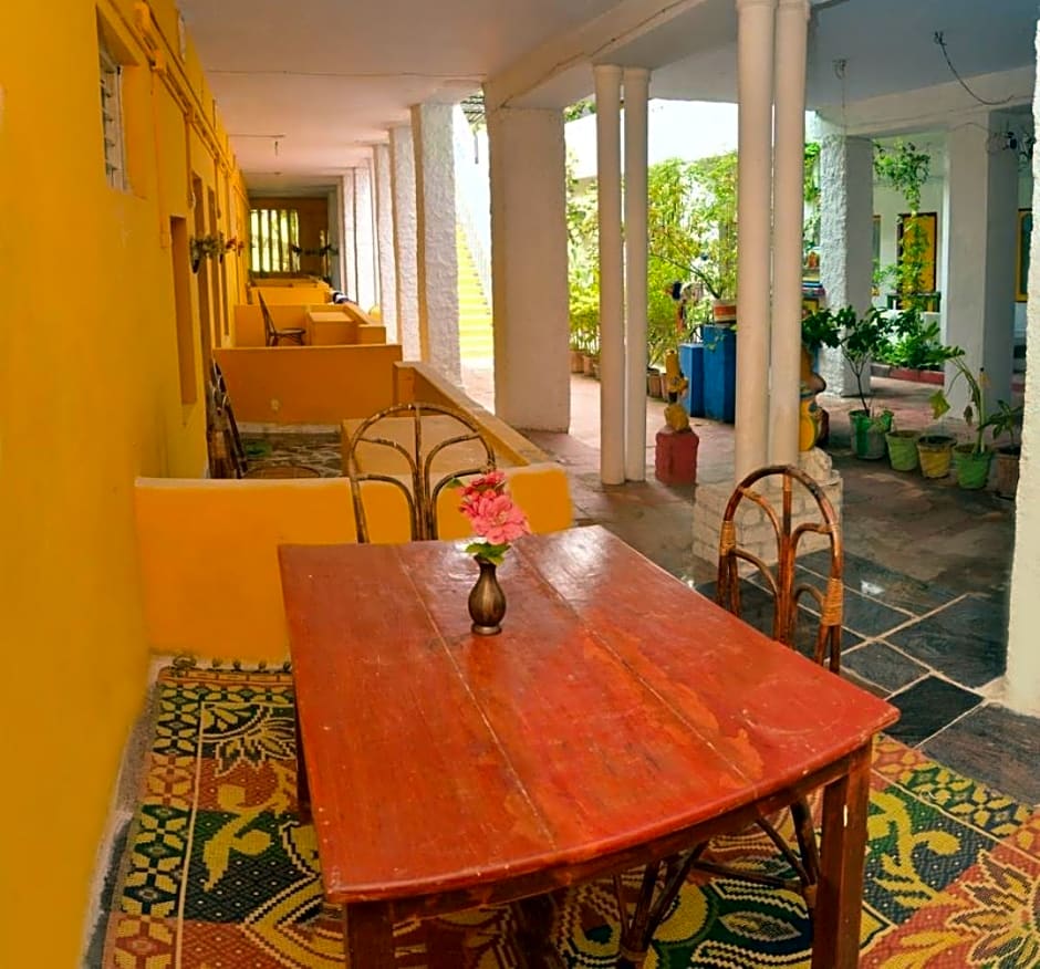 Rajalakshmi Guest House