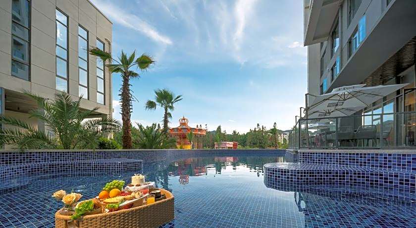 Holiday Inn Express Tengchong Hot Spring By IHG