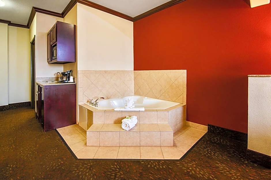 Holiday Inn Express Hotel & Suites Terrell By IHG