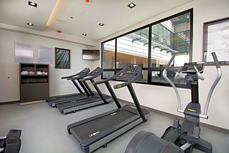 Staybridge Suites Guadalajara Novena By IHG