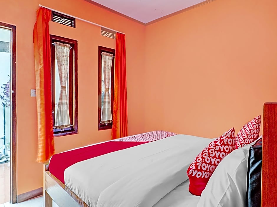 OYO 90454 Adinda Homestay Cibodas Lembang