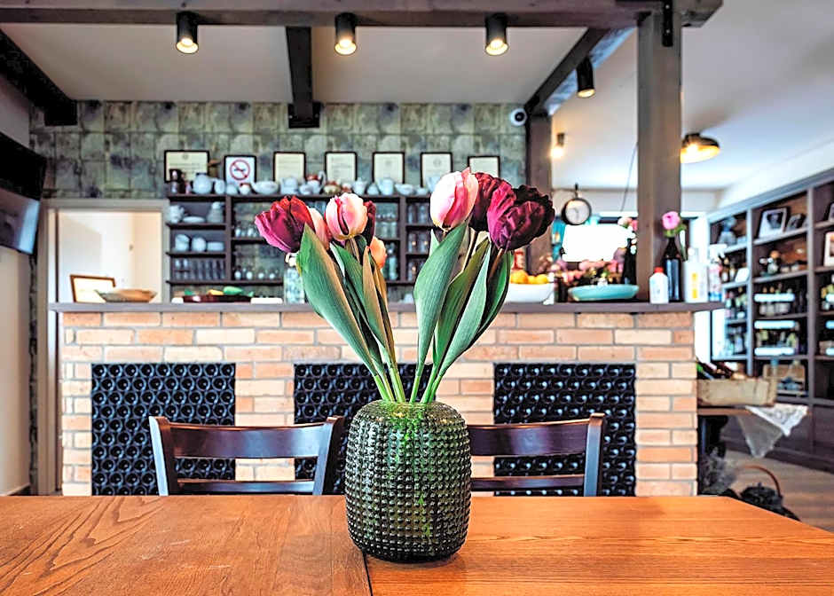 Dreko Panzió & Borbisztró