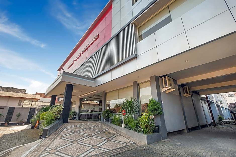 OYO Flagship Tembok Batu Residence