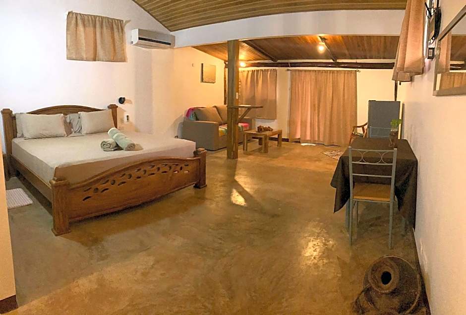 TamaHostel & Glamping