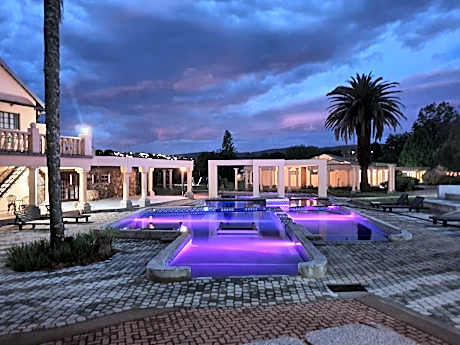 Floreat Riverside Lodge and Spa