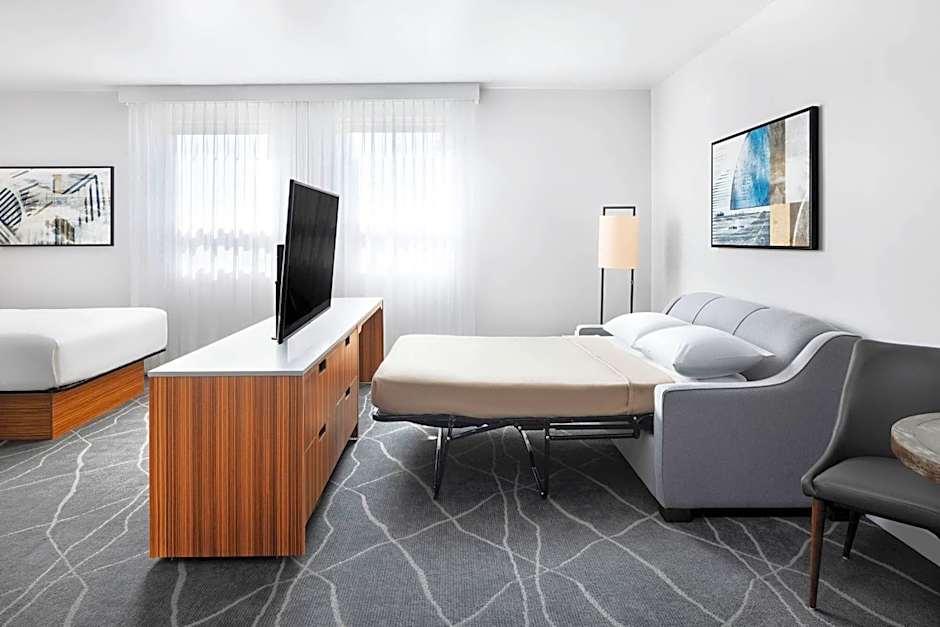 Delta Hotels by Marriott Grande Prairie Airport