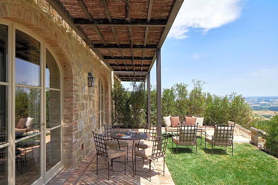 Castiglion del Bosco, A Rosewood Hotel