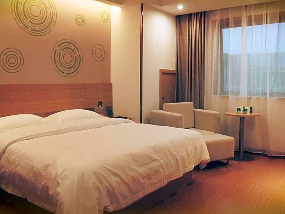 GreenTree Inn Shaoxing Lihai Dongsen Commercial Square Branch