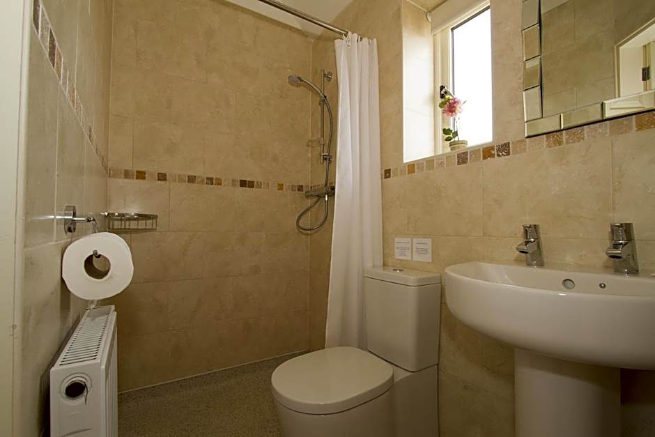 Meals Farm - Courtyard Room