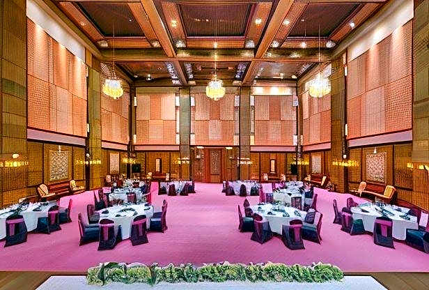 Peace Continental Hotel Malam Jabba