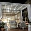 SEKELES Suites