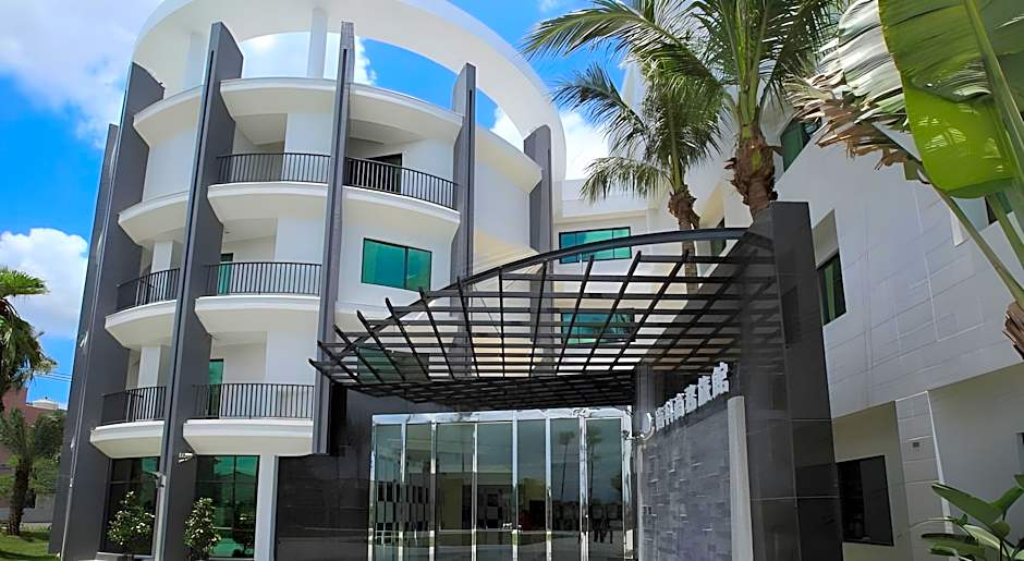 L'arc Hotel