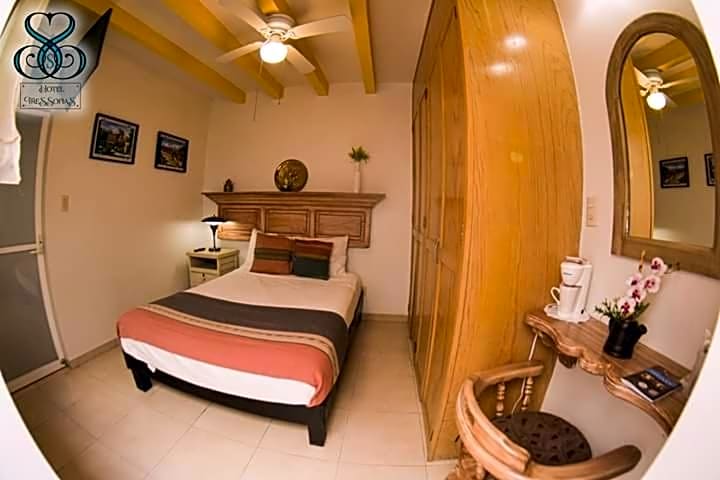 Hotel Tres Sofias