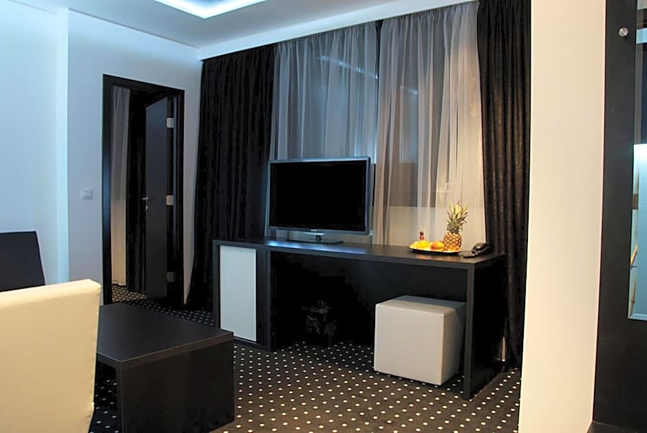 Hotel Fashion - Free Parking