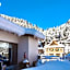 Hotel Snowcrests Manor