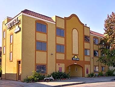 Days Inn by Wyndham Alhambra CA