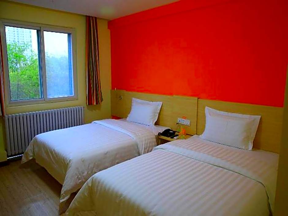 7 Days Inn Qinhuangdao Changjiang Road Chinese Medicine Hospital Branch