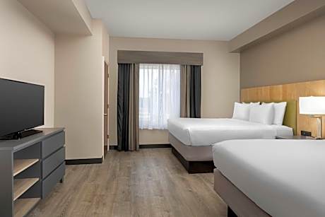 One-Bedroom Suite with Two Queen Beds and Sofa Bed - Non-Smoking