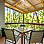 Hunchy Hideaway