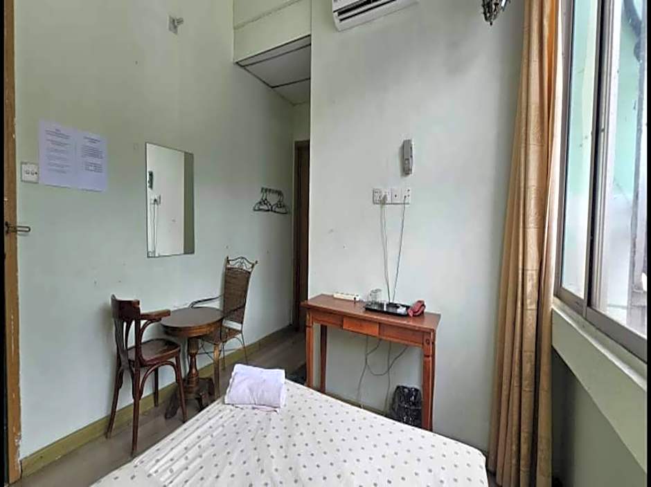 Hotel O Sianglory Inn