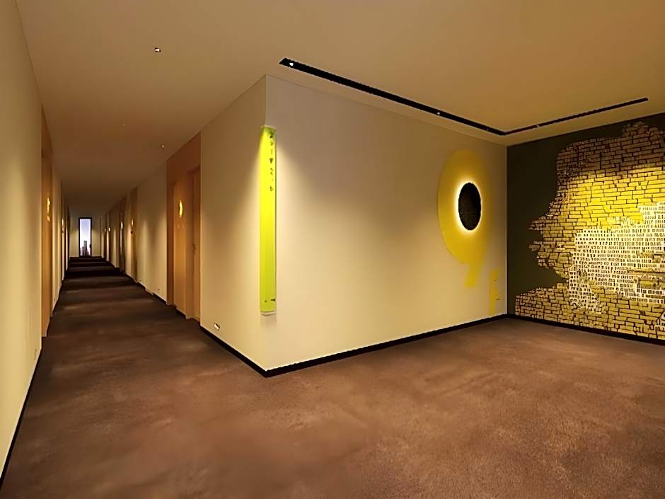 7 Days Inn Yunfu Luoding Central