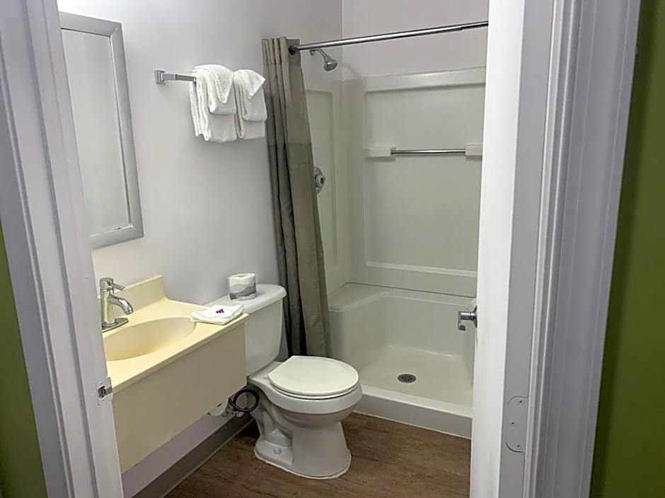 Studio 6-Hampton, VA - Langley AFB Area